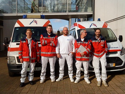 Team beim Sanitätsdienst - hier Bremen Galopprennbahn